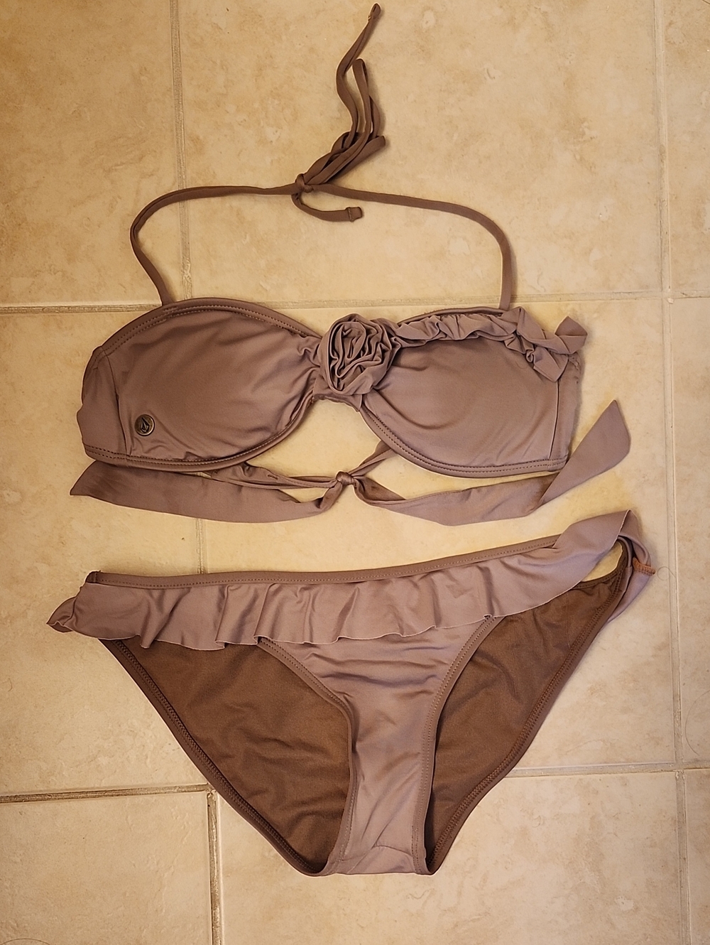 Volcom Women’s Taupe Ruffle Bikini Set - Bandeau Top XS + Bottoms S 👙